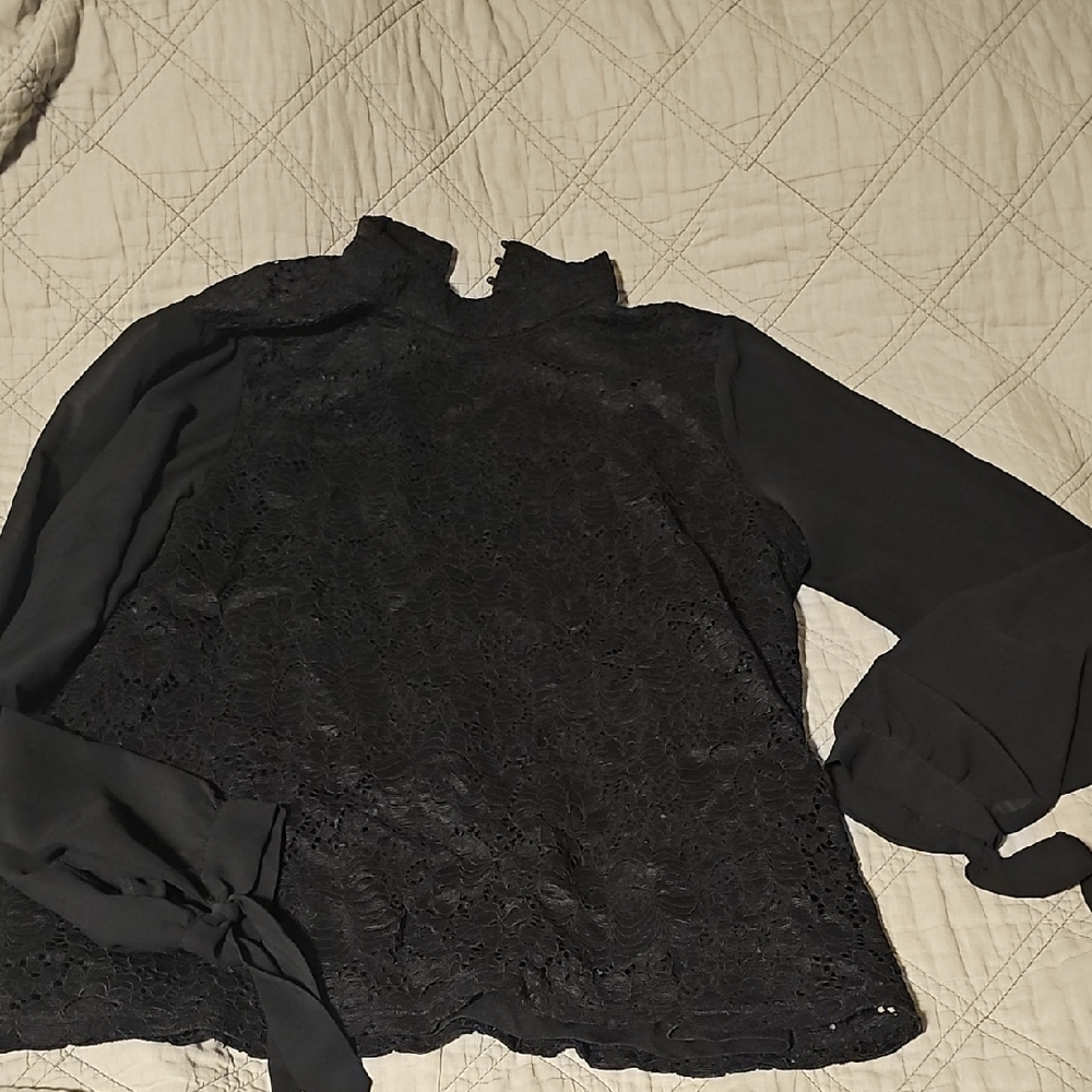 Elegant Black Lace Women's Top